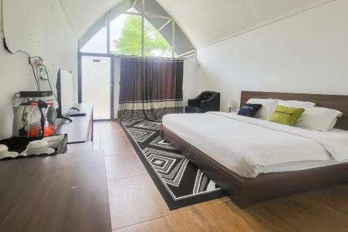 Urbanview Hotel Villa 36 Sukabumi