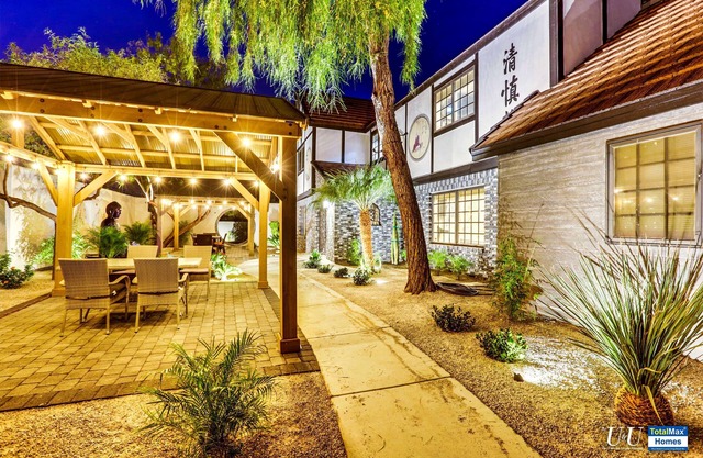 UU Newly Well-Lit 8BD/8BA Villa Near Vegas Strip-3.5mi