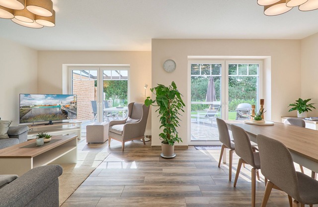Vacation apartment/apartment for 5 guests with 120m² in Hanerau-Hademarschen (270291)
