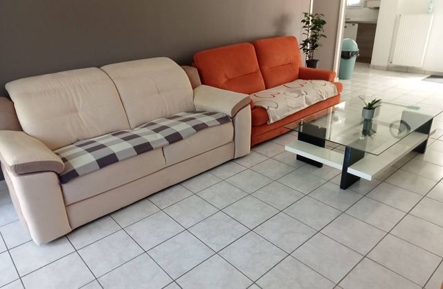 Vacation home for 6 people, close to the sea, center and amenities.