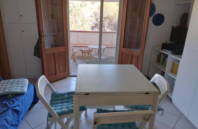 Vacation Home "Jana De Mar" with Sea View, Private Terrace & Wi-Fi