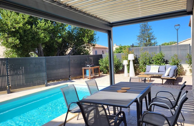 Vacation rental house with pool LAURIS LS2-438