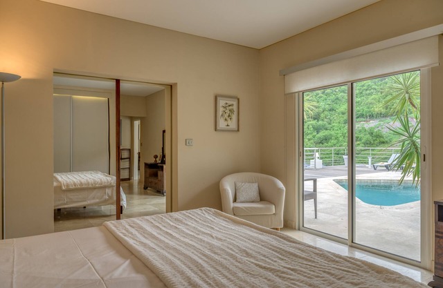 Villa Almond Grove