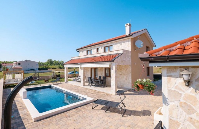 Villa Cicibella with heated pool 150 meters from the beach - by TA Leut Agency
