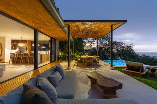 Villa Koa - Your Tropical Retreat