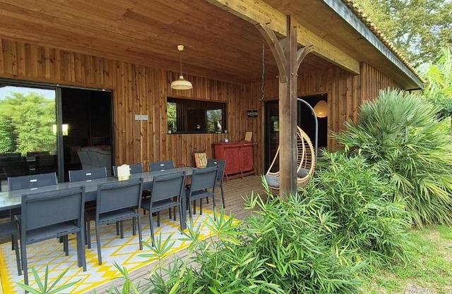 Villa l'Océane dans un écrin de verdure avec piscine 9 à 11 pers