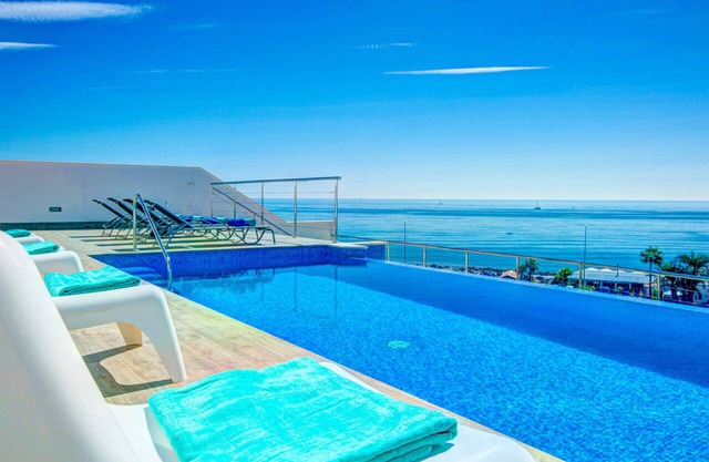 Villa Luisa Seaview 4 by Casasol