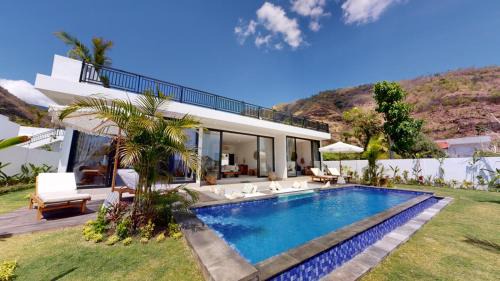 Villa Mercure - 2-bedroom Villa with private Pool & Garden