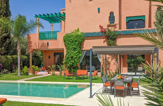 Villa moderne et luxueuse à Marrakech.