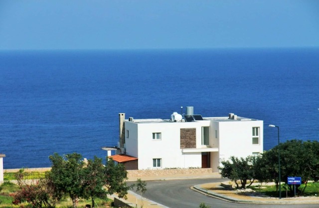 Villa "Ocean View" with Infinity Pool