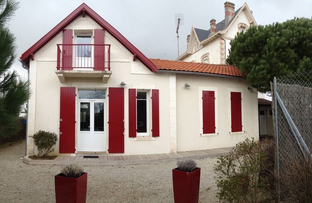 Villa "Pensée d'Automne" - A haven of comfort in the heart of Pontaillac, Royan.