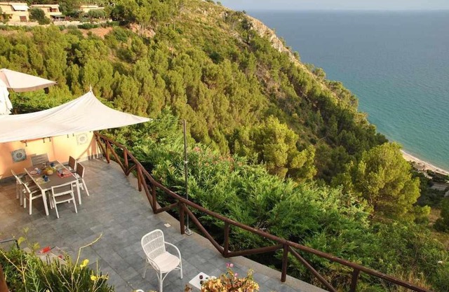 VILLA ROMANTIC COVE vista mozzafiato sul mare