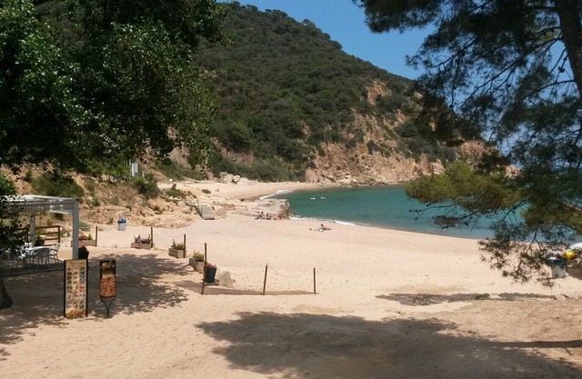 Villa Rosamar, Detached 5 Bed, Private pool, Walk to beach