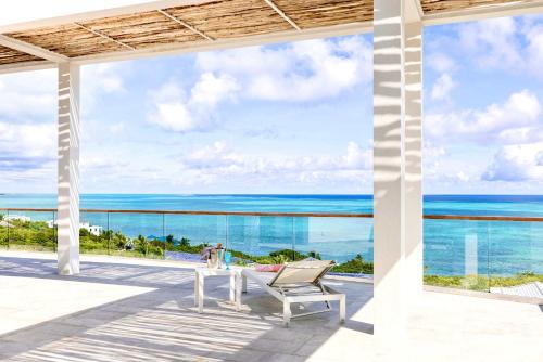 Villa Skyline 5 Bedroom stunning Ocean View