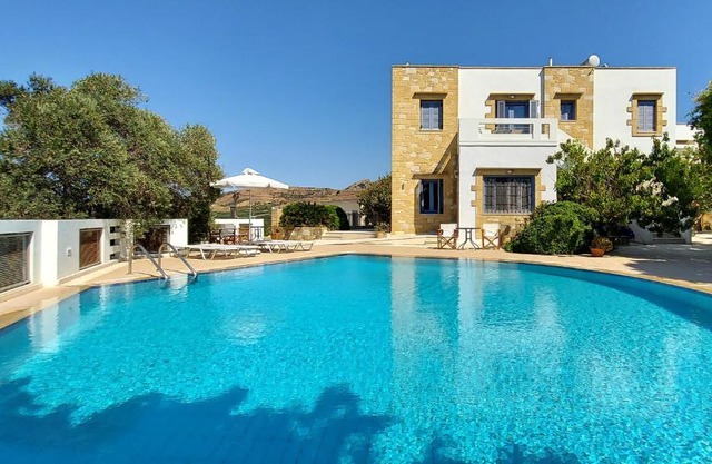 Villa "Thealia", 430 m2 with swimmg pool - sea view