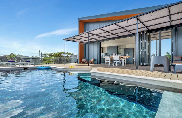 Villa with a pool and views of the island and the ocean. A Home that feels good.