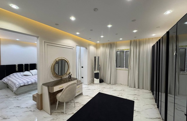 villa with garden in continental COMP