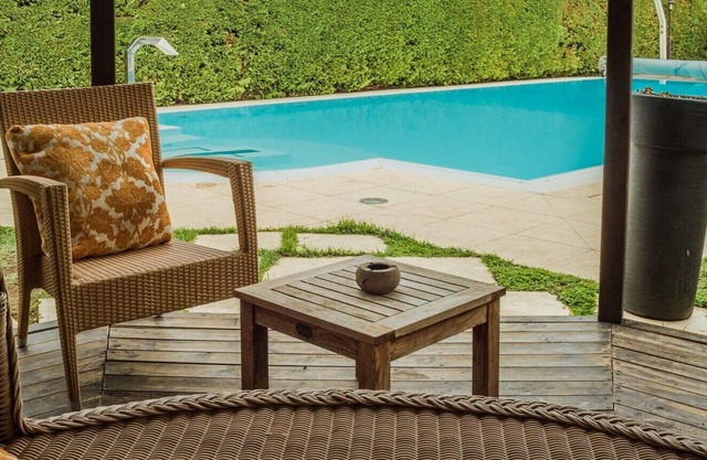 Villa with private pool, gym, steam room and parking near the sea