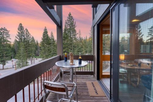 Village Studio by AvantStay Minutes to Lifts