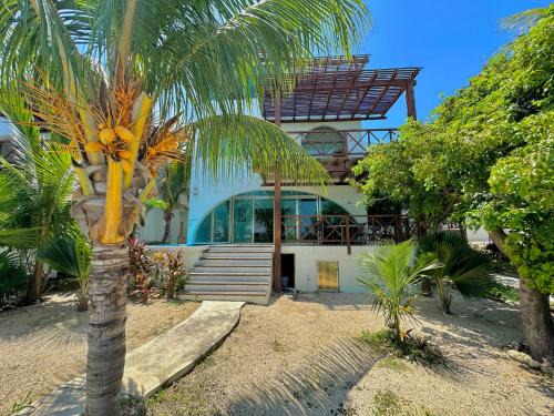 Villas Amanecer by Andiani Travel