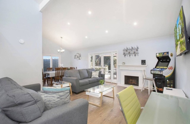 Walk 2 Lake, Arcade, No Stairs (Sycamore Perch)