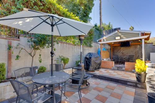 Walk to Main St! Pet-Friendly Alhambra Studio