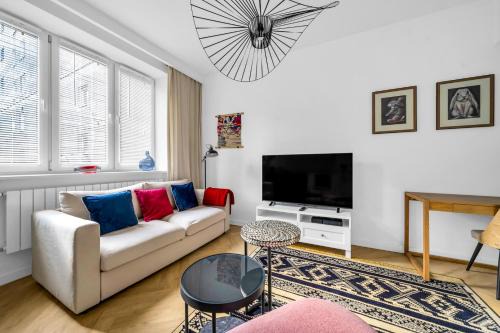 Warsaw - Workspace & Park nearby - by Rentujemy