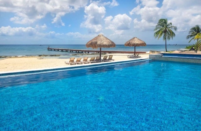 Waterfront Luxury Villa in Cozumel