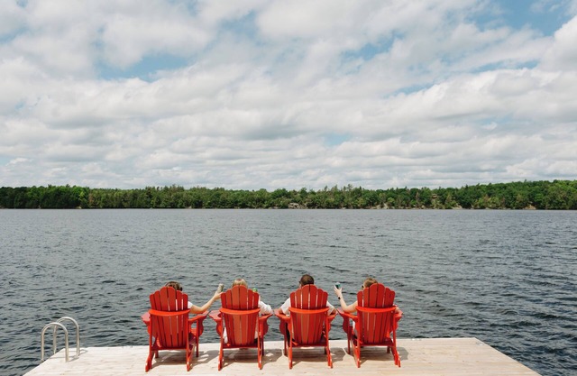 Waterfront Cottage, No Weed Swimming, & Beautiful Sunsets on Buck Lake, Westport