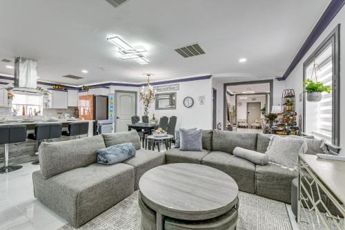 Waterfront Slidell Home with Patio 3 Mi to Beach!