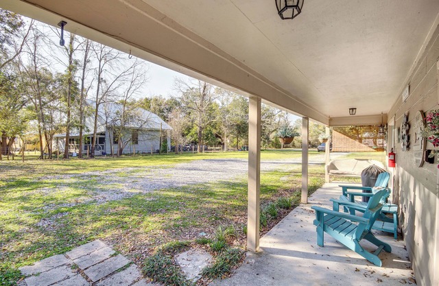 Waveland Retreat w/Yard: Walkable Location