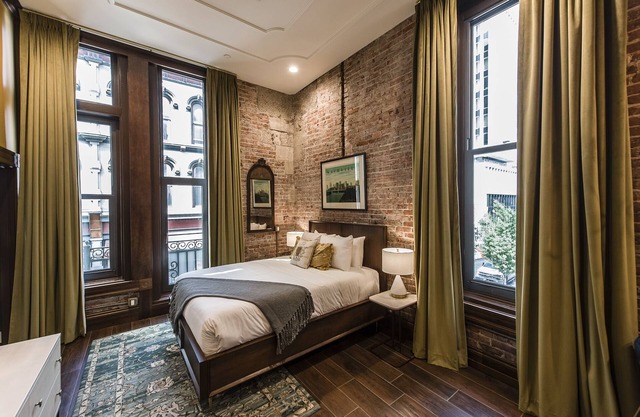 Welcome to the legendary Southern Turf Building in the heart of downtown Nashville, Tennessee!