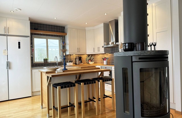 Well laid out villa in central Skärhamn, Tjörn | SE09050