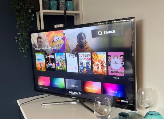 West Midlands Studio 16 With FREE Parking