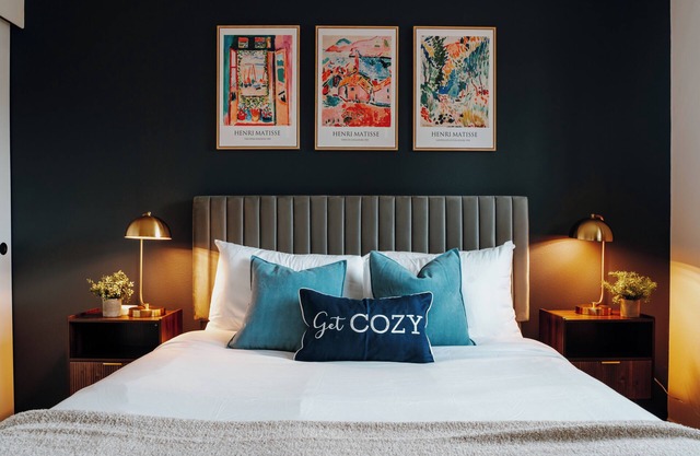 Whitman Haus by Stay in Nest -Mins to Airport/SEA