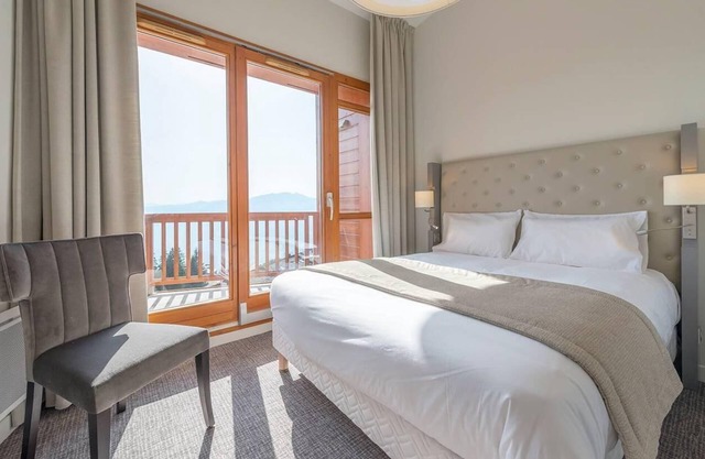 Wifi, ski-in/ski-out & foot of the slopes, sauna, hammam, balcony, tv, ski locker, 45m², Les Arcs