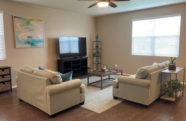 Windshire Retreat | Pool, Garage & Pet-Friendly