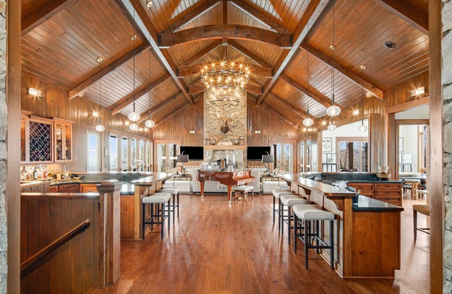 Windy Hill Lodge, A LUXURIOUS ESTATE