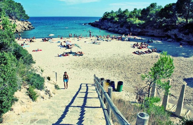 WITH PRIVATE POOL AND BARBECUE, IDEAL FOR YOUR VACATION!