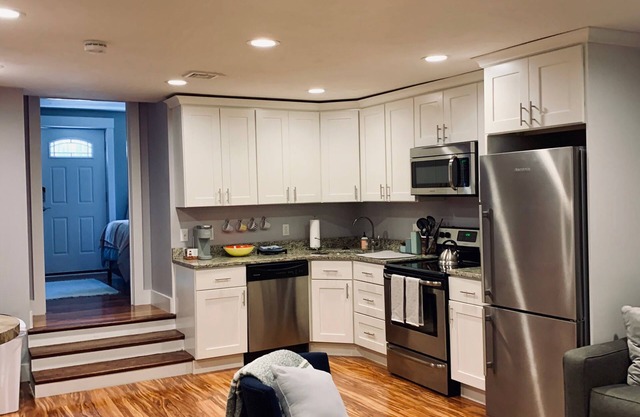 Wonderful 1 Bedroom Garden Apartment in South Boston