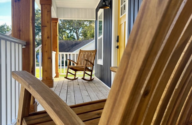 Wonderful 2 Bed 2 bath, near the beach!