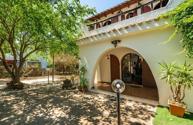 Wonderful private villa for 8 people with WIFI, A/C, TV and patio
