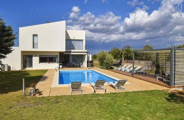 Wonderful private villa for 10 people with A/C, WIFI, private pool, TV, patio and panoramic view
