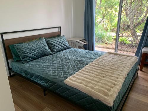 Wondering Stunning Garden View Queen Bedroom at MC 2079