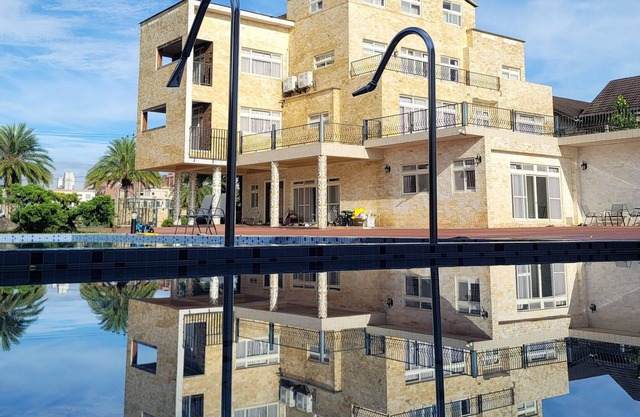 Yard Villa