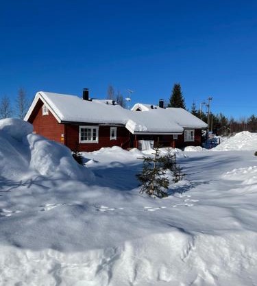 Yllästölli 2 A, Äkäslompolo