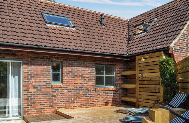 You will love the luxurious touches throughout this cottage.