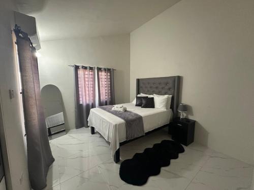 Zae's Retreat 2 bed 1 Bath in Portmore Jamaica