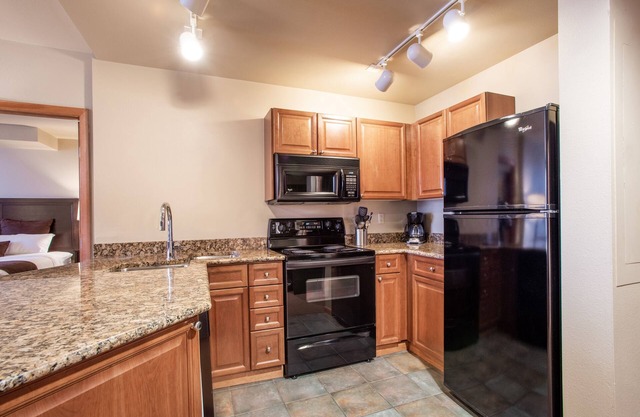 Zephyr Mountain Lodge, Condo | 4th Floor Tucked Into The Woods Ski-In/Ski-Out (Select-Rated Condo 1402)