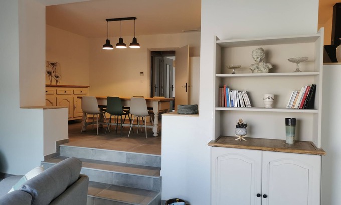 Corneilhan House | À l Ombre du Plaqueminier/kaki